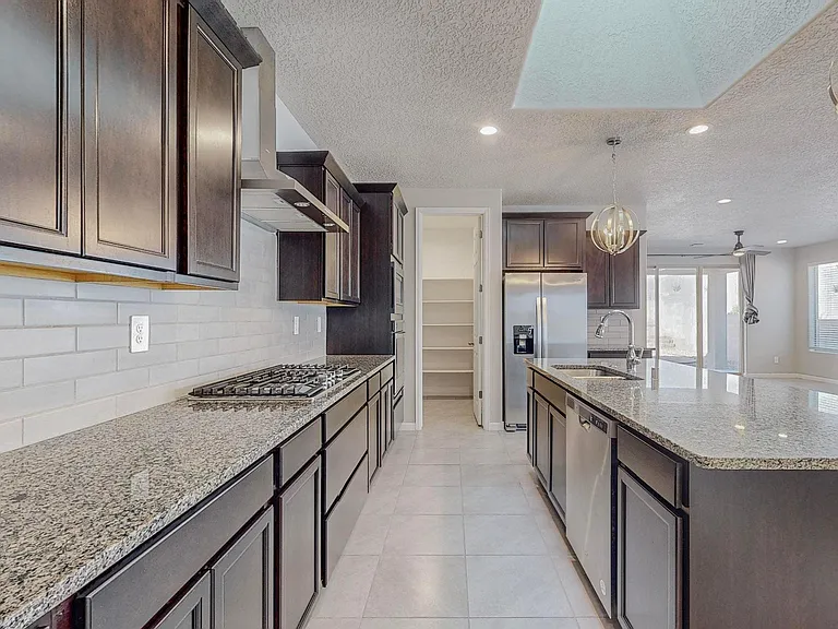 5950 Las Vacas Ct NE — Photo 23