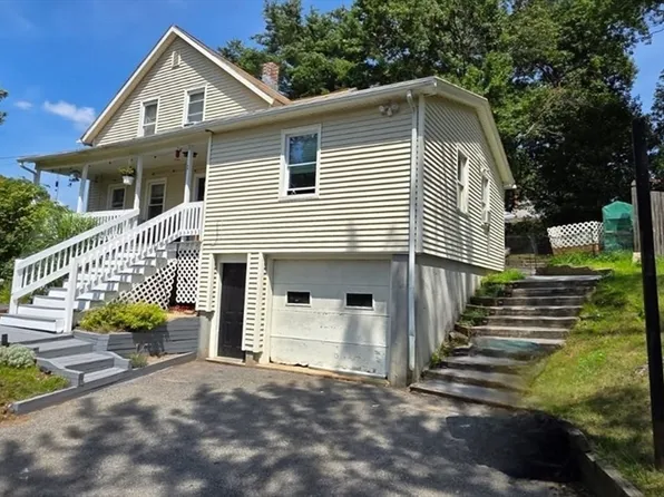 15 Adella St, Auburn, MA 01501