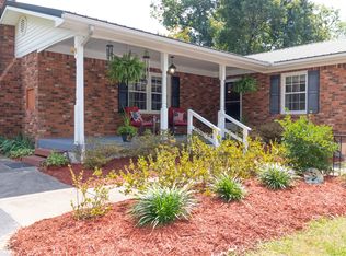 2430 Garrett Rd, Brandenburg, KY 40108