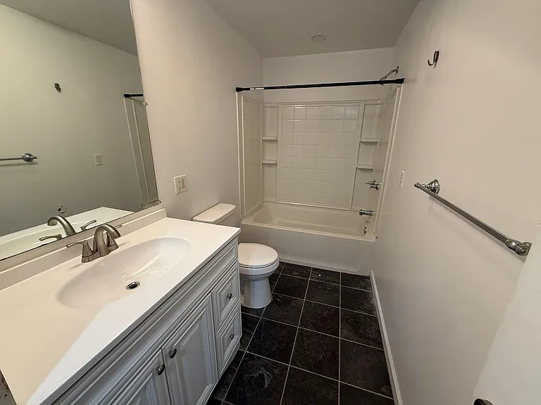 1916 Larkins Way — Photo 17