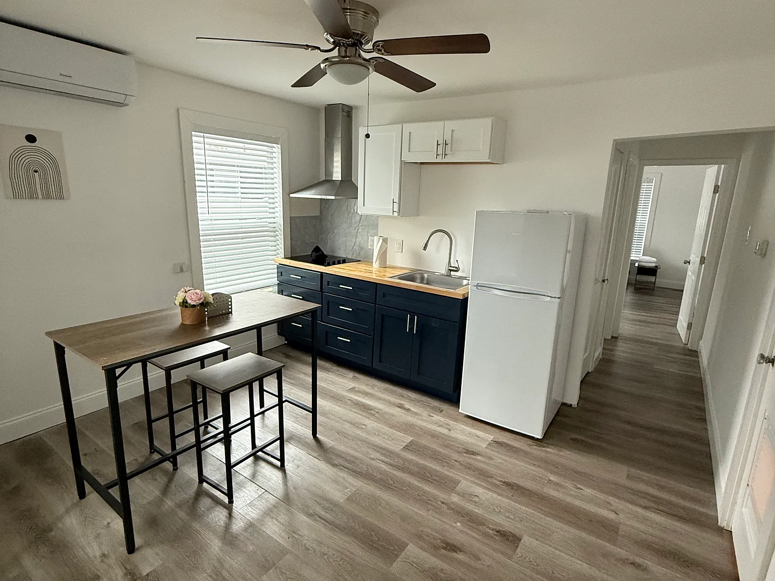1 bed, 420 sqft, $1,250 — Photo 1