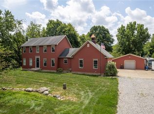 1404 Lockwood Rd, Barberton, OH 44203