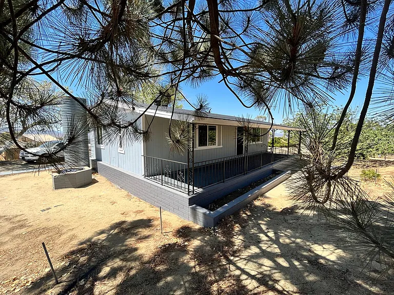 59835 Reynolds Way — Photo 16