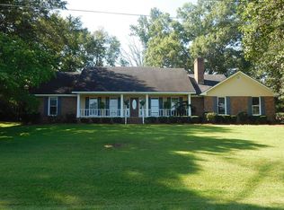 1025 Dogwood Dr, Valley, AL 36854