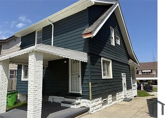12816 Thornhurst Ave — Photo 6
