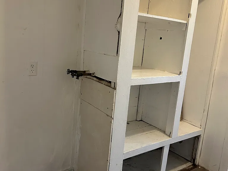 112 W Spruce Ave — Photo 6