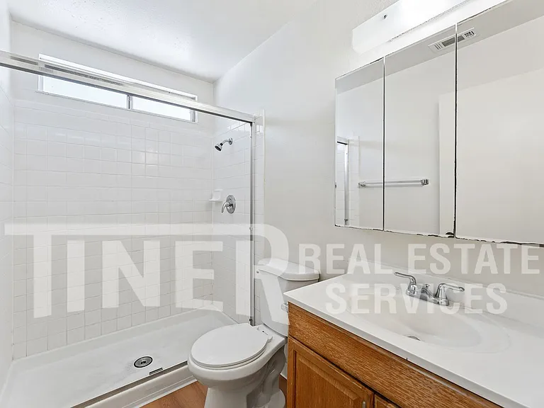 3233 Oriole Way — Photo 14