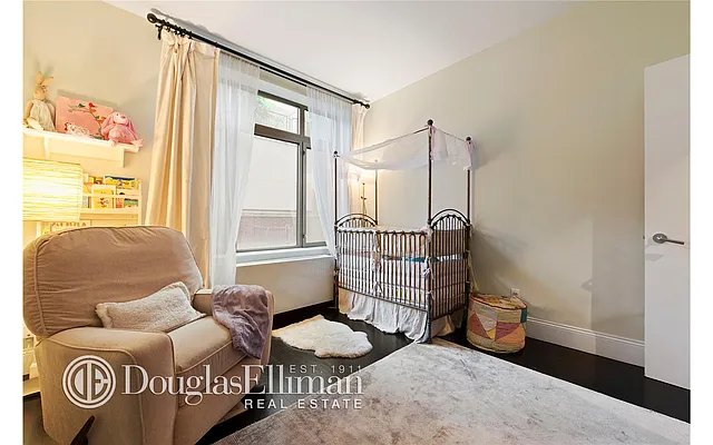 Sold by Douglas Elliman | media 8