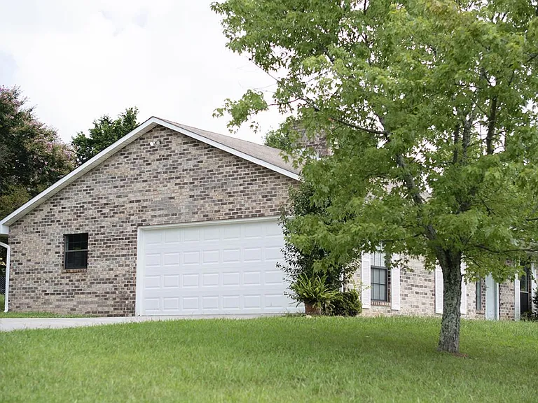 1140 Carollwood Rd — Photo 3