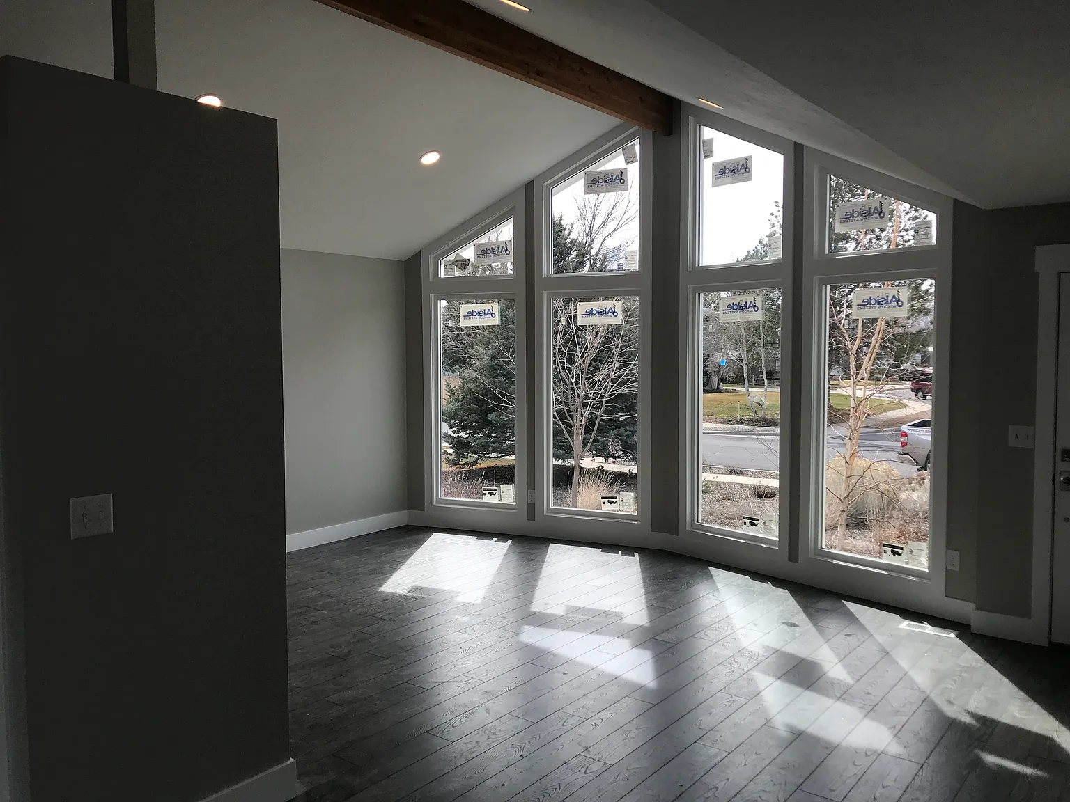 11833 S Hagan Rd — Photo 3