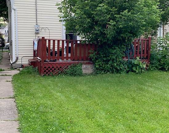 4th image of 2325 N Lockwood Ave