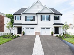 88 River St #90, Red Bank, NJ 07701