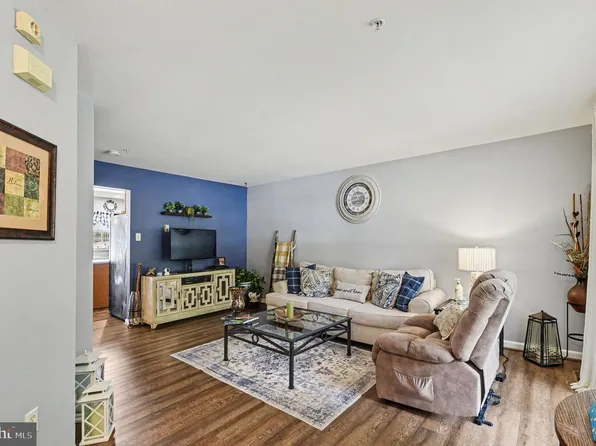 715 Shallow Ridge Ct, Abingdon, MD 21009