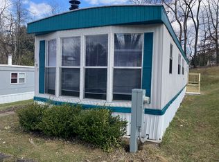 591 Falls Church Rd #591, Imperial, PA 15126