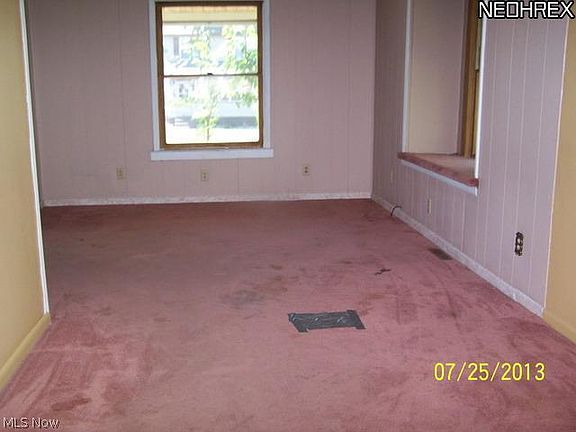 4th image of 306 E Kline St