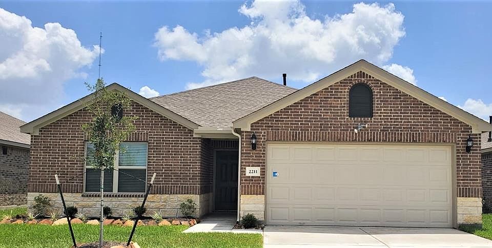 1st image of 2211 Bronze Bay Dr
