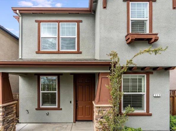 117 Lavender Circle, Healdsburg, CA 95448