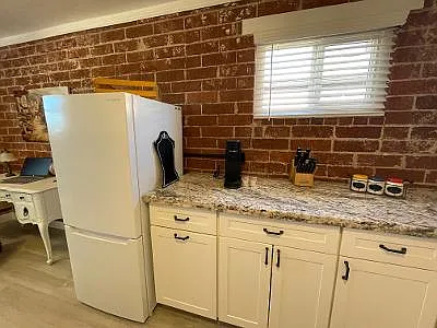 520 Stewart St #1 — Photo 32
