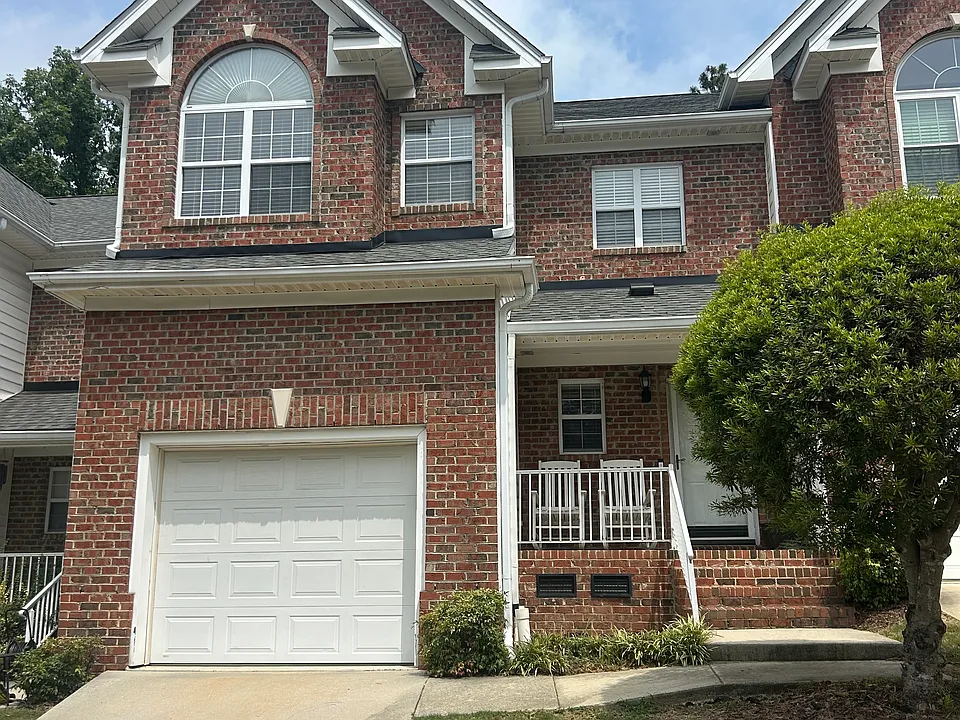 112 Grande Meadow Way