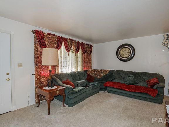 4th image of 1815 W Daytona Dr