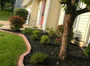 208 Timber Wind Dr, Ballwin, MO