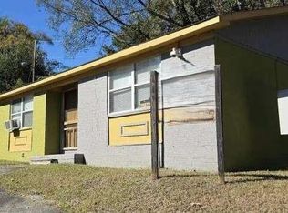 328 Rogers Pl, Macon, GA 31204