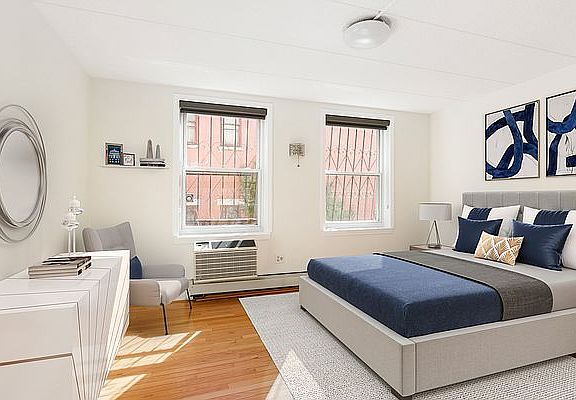 4th image of 2578 Frederick Douglass Blvd #B