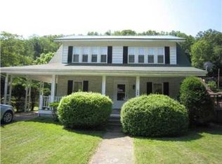 306 Koontz Ave, Clendenin, WV 25045