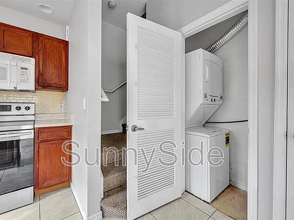 4th image of 4012 Santa Maria Dr #56-102