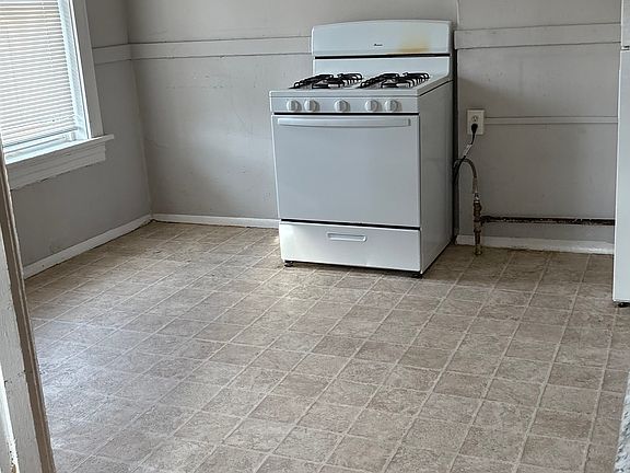 5th image of 3271 Gravois Ave Floor 2