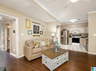 106 Sugar Dr, Pelham, AL 35124