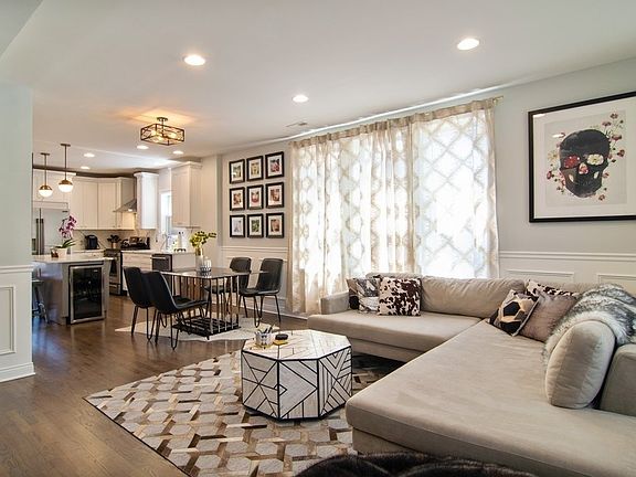 3rd image of 2453 N Ashland Ave
