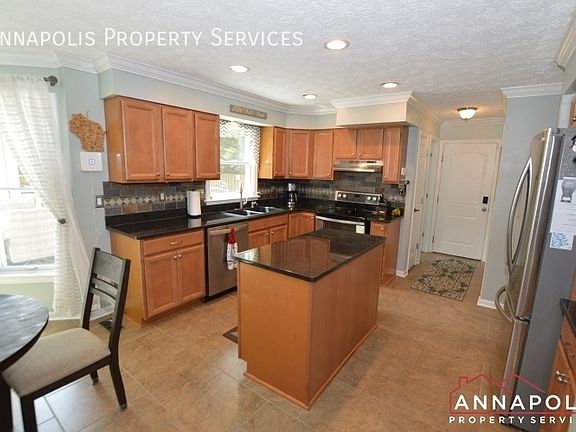 4th image of 555 Brightview Dr