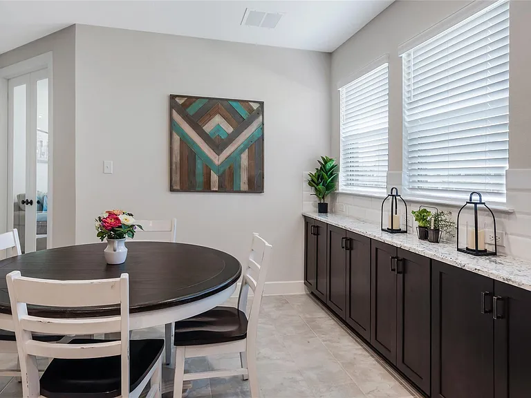 9211 Lowell Cliff Dr — Photo 18
