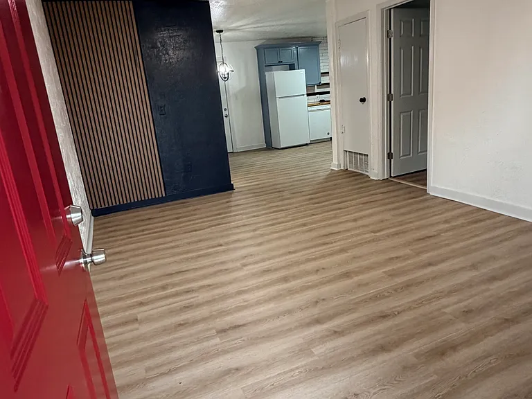 2332 SW Cornell Ave — Photo 2