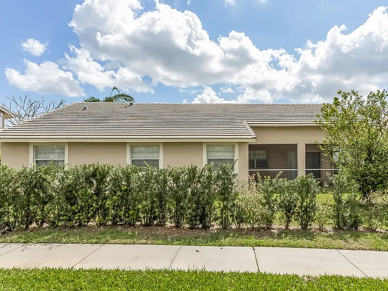 1200 Columbine Pl — Photo 14