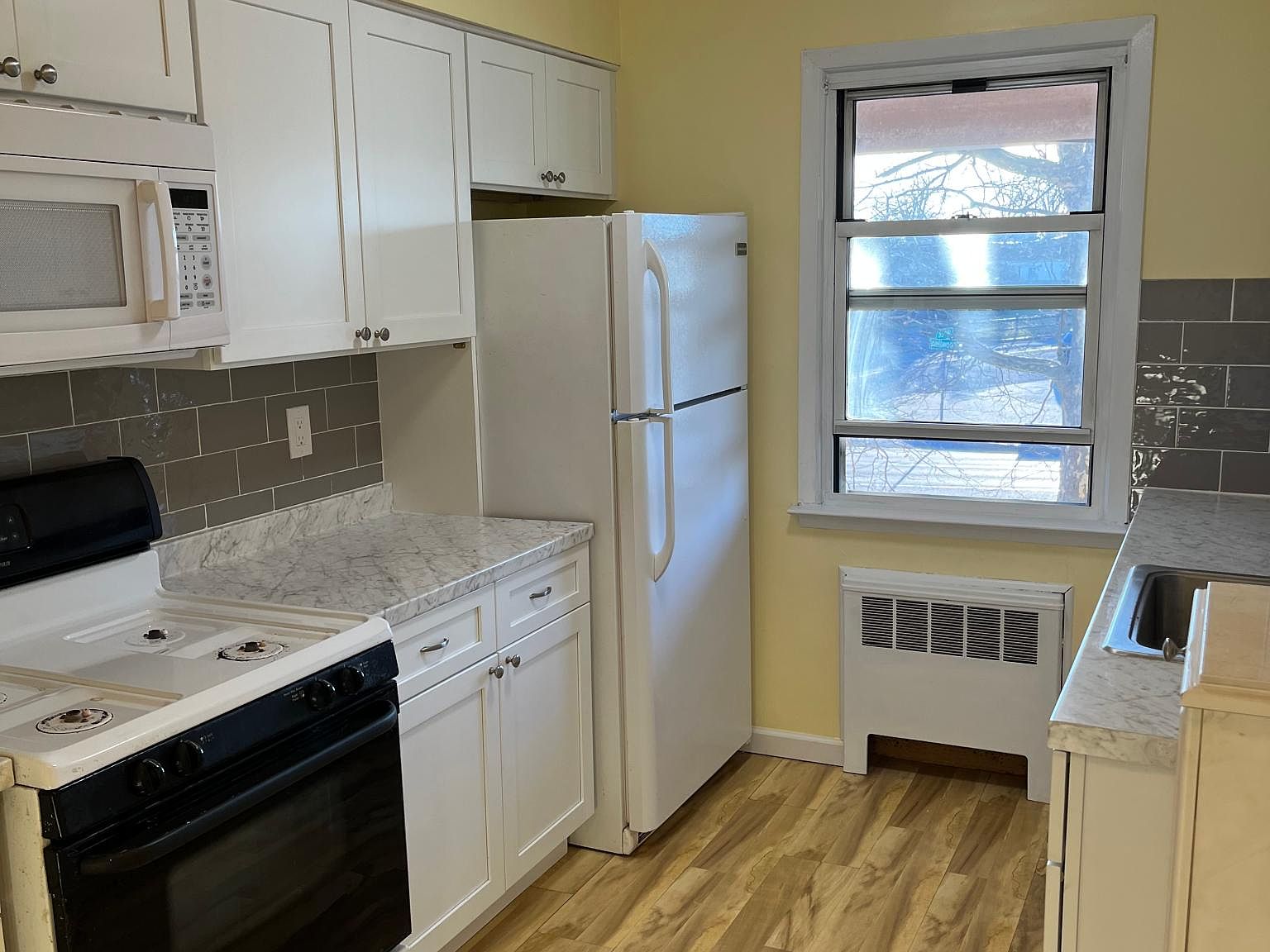 680 Wellwood Ave 7, Lindenhurst, NY 11757 Zillow