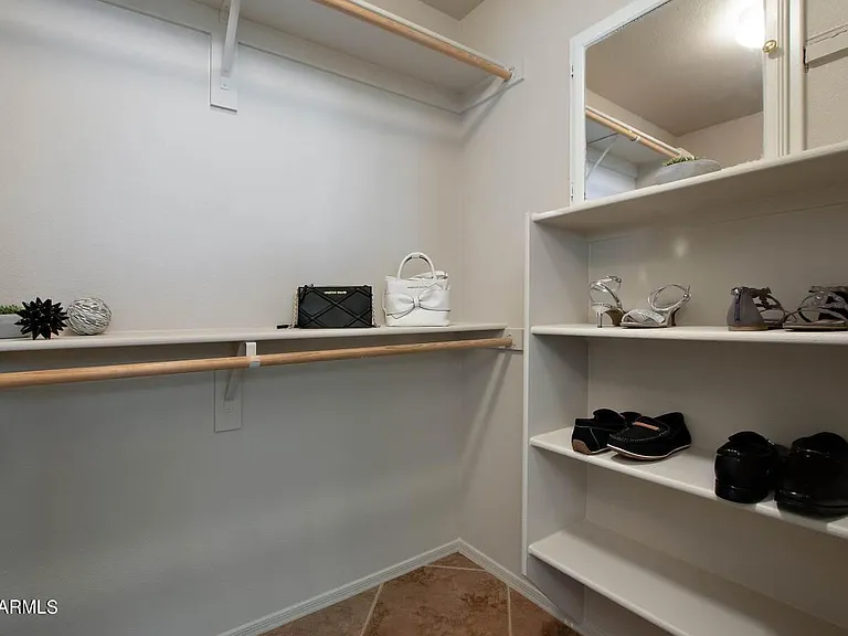 6494 S Foothills Dr — Photo 25