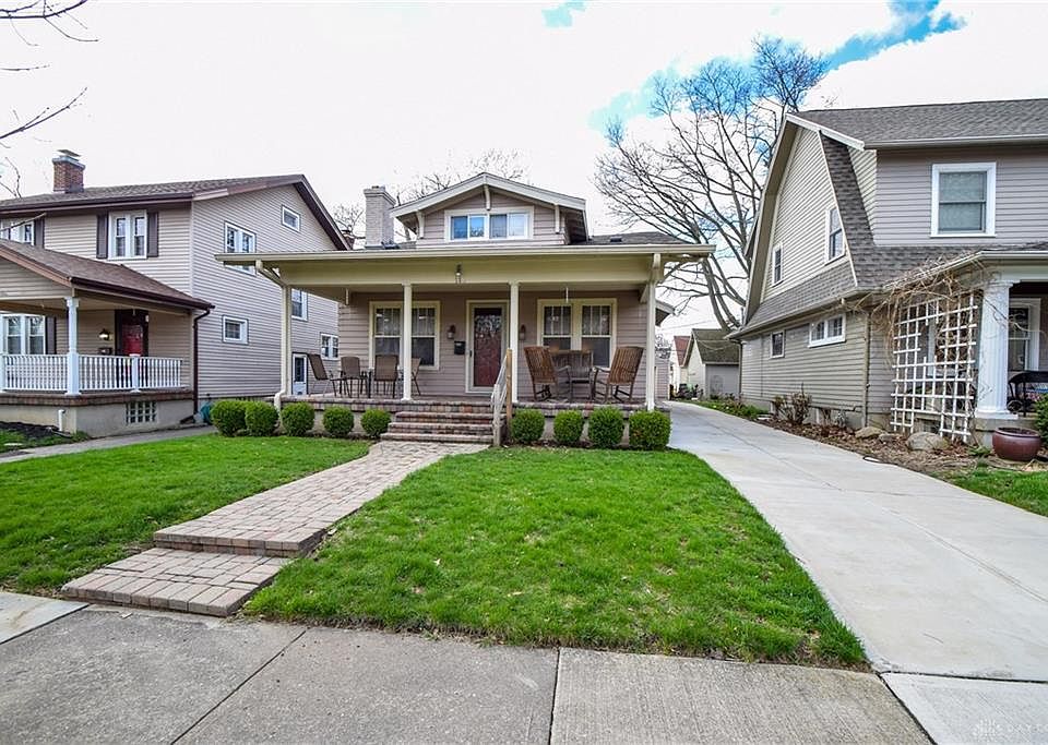 1st image of 150 Oak Knoll Dr