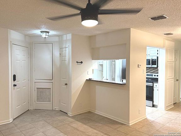 3rd image of 4839 Brandeis St #214