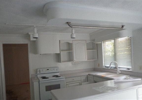 2nd image of 3327 Catalpa Dr