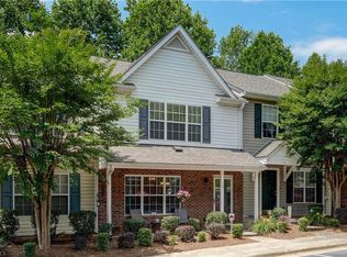 10 Tannenbaum Cir, Greensboro, NC 27410