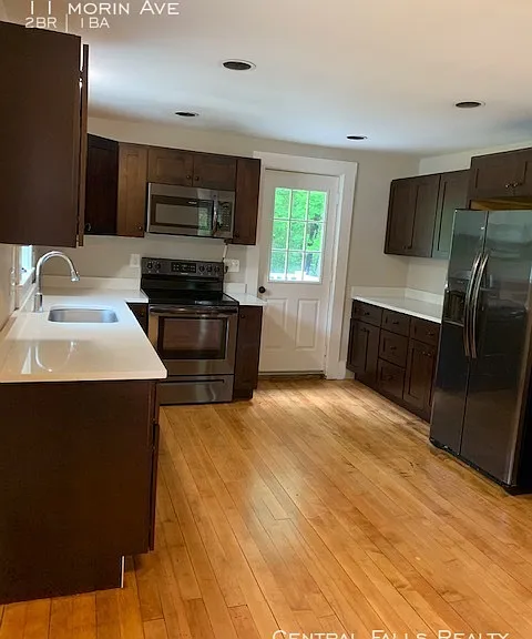 11 Morin St — Photo 10