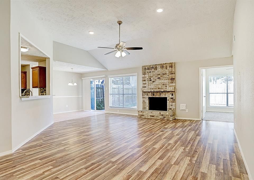1st image of 5514 Woodland Glade Dr