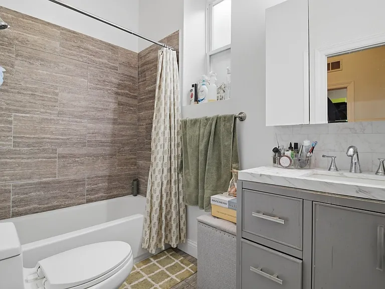 1524 N Fairfield Ave #2 — Photo 13