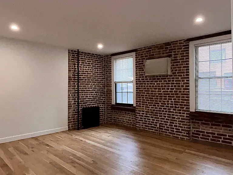 56 Herbert St #1 — Photo 7