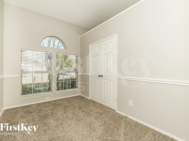 3202 Morning Dove Ln — Photo 8