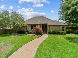 7326 Craigshire Ave, Dallas, TX 75231