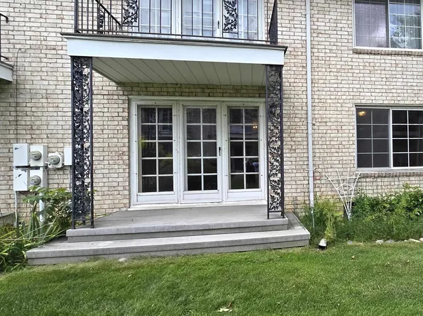 42353 Woodward Ave, Bloomfield Township, MI 48304