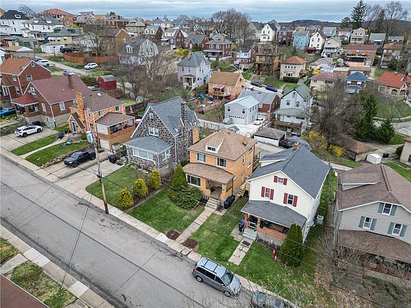 3rd image of 130 Lakewood Ave